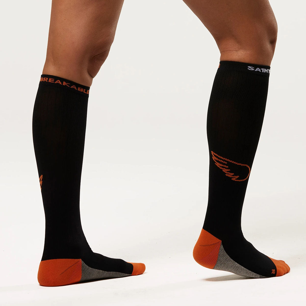 SA1NT LAYERS COMPRESSION SOCKS