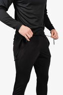 Mens Essential Jogger | Black