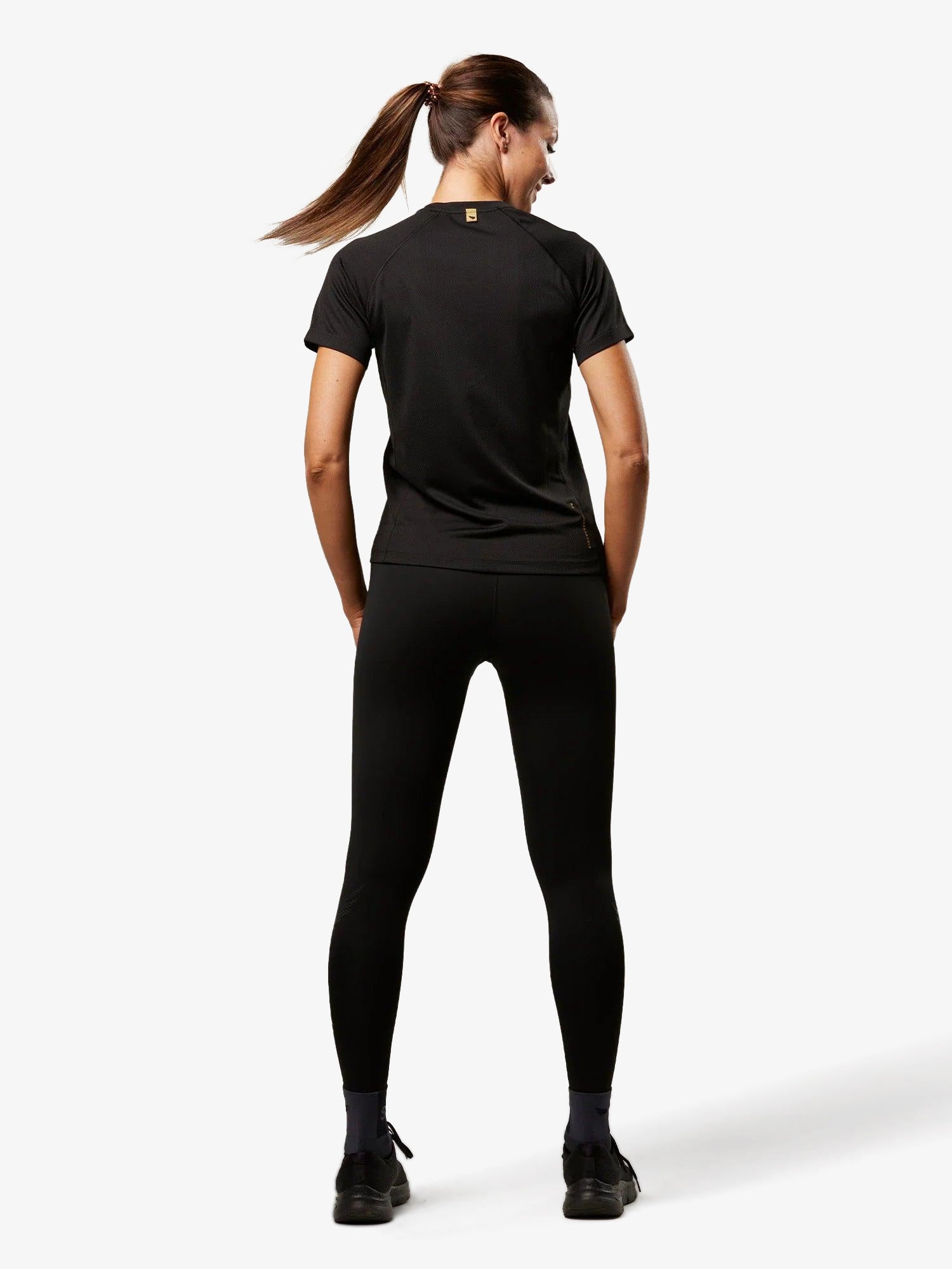 Women&#39;s Running T-shirt - Black